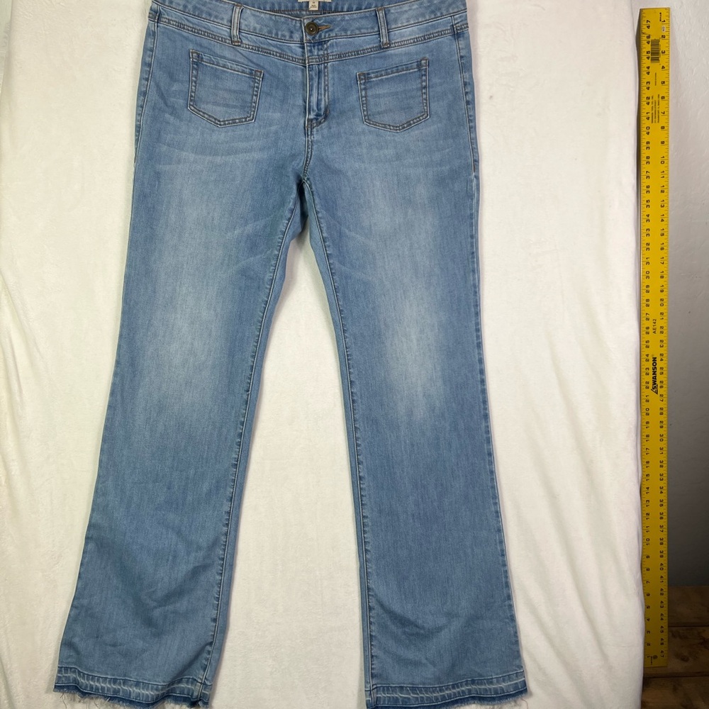 Cabi Mid Rise Wide Leg Jeans